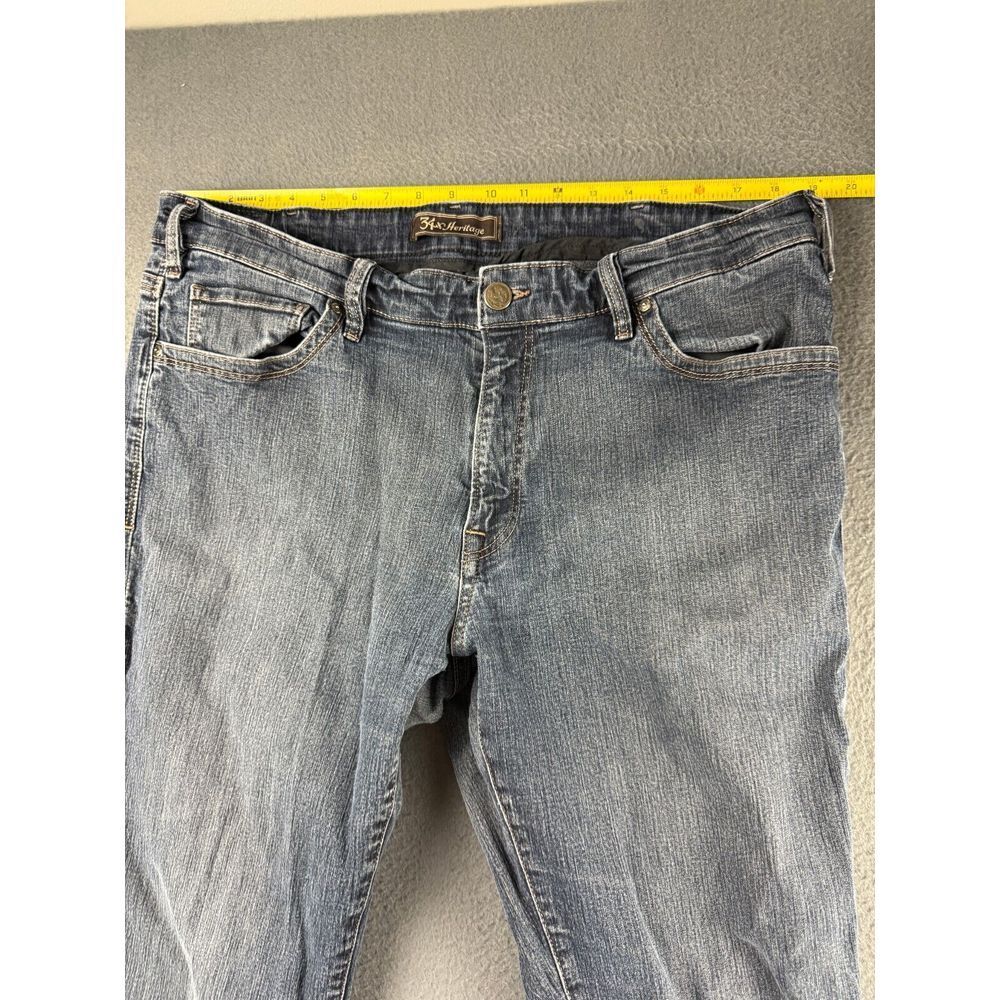 34 Heritage Jeans Men's 38x33* Blue Charisma Comfort Mid Rise Stretch Faded - Picture 11 of 16